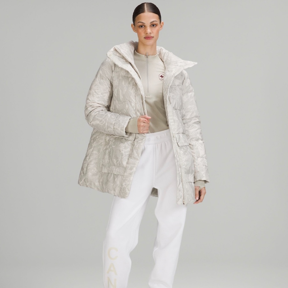 Lululemon Down Jacket in Maple Metamorphosis Light Natural Multi Size 8 - Picture 2 of 14
